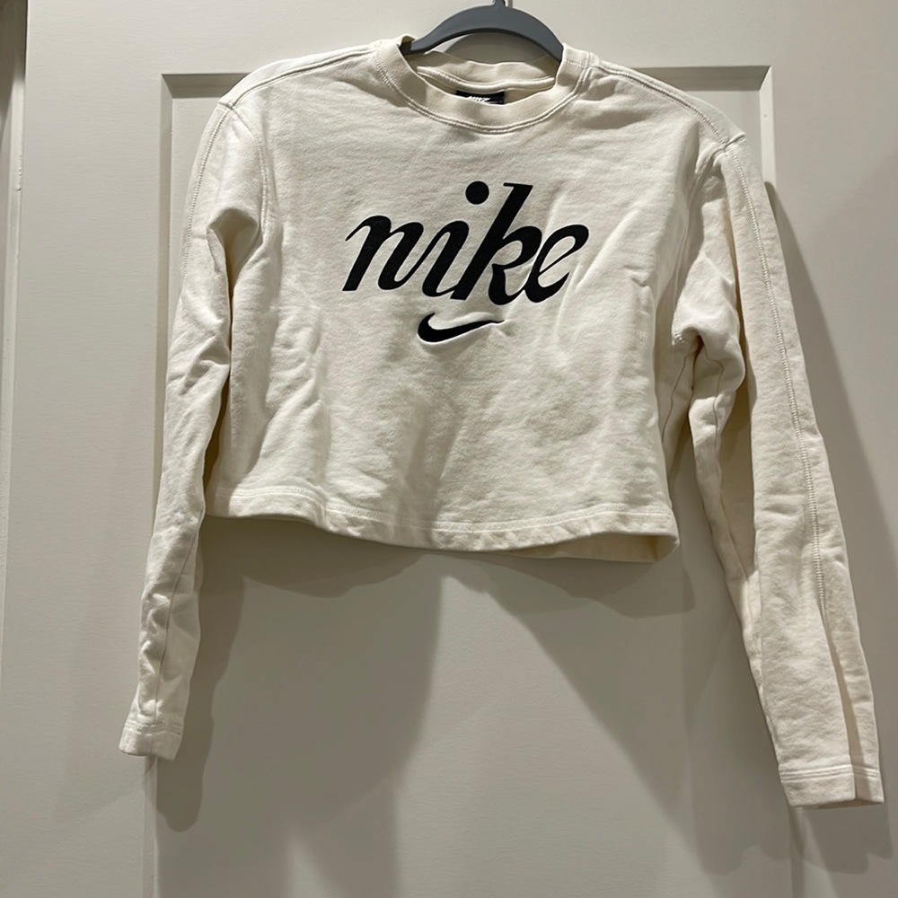 Nike crop sweatshirt
